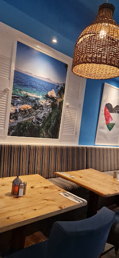 Photo of Meze Grill - 3-5 Erskine Ln, Broughty Ferry, Dundee DD5 1DG